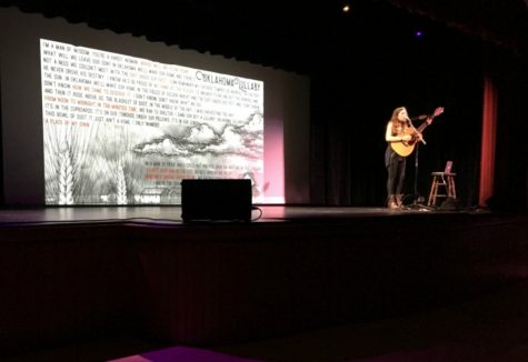 Heather Maloney entertains with music and humor