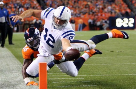 QB Andrew Luck, of Indianapolis, rushes in for a Touchdown