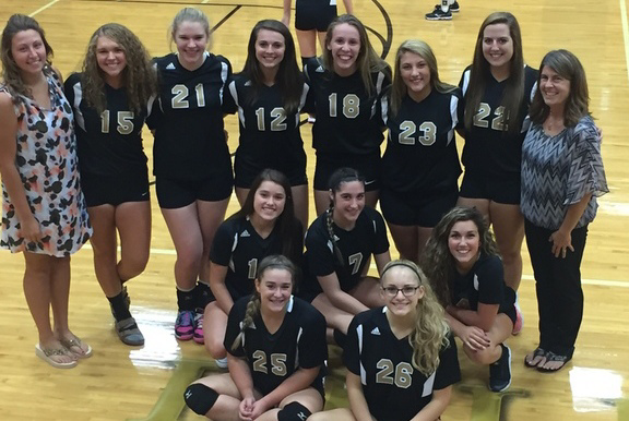 Volleyball team prepares for sectionals
