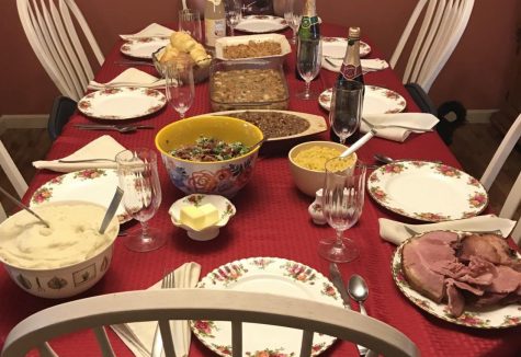 Hudson family Thanksgiving meal 2018