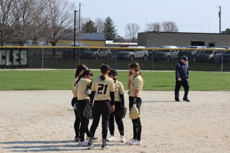 Softball wins five in a row